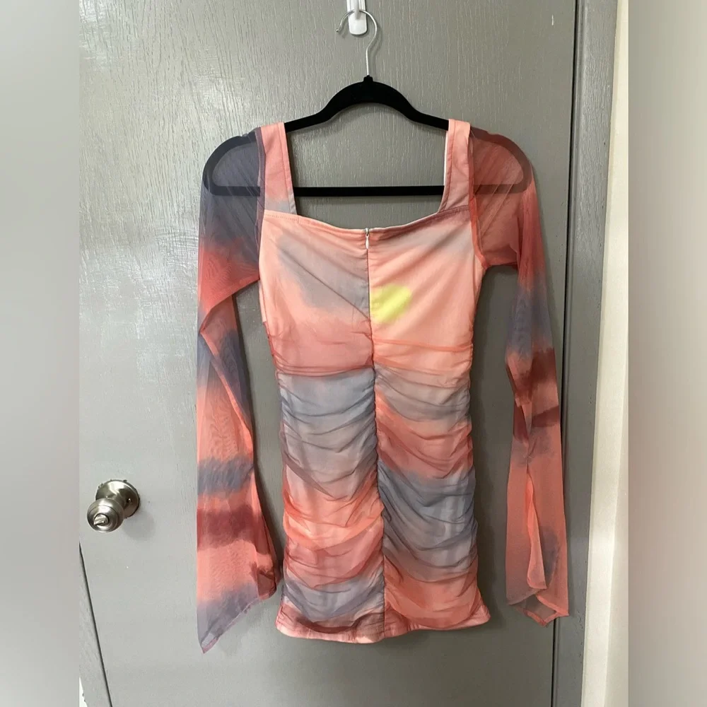 Long Sleeve Ruched Multicolour Mini Dress - Picture 8 of 9